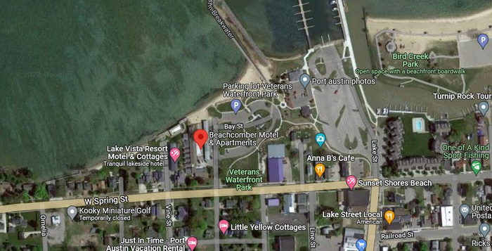 Beachcomber Motel & Apartments - Aerial View (newer photo)